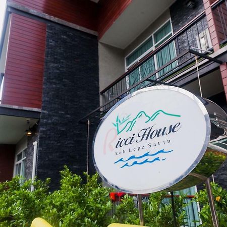 Ricci House Resort Koh Lipe Buitenkant foto